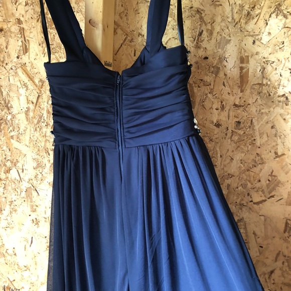 Formal Dress - Picture 4 of 5